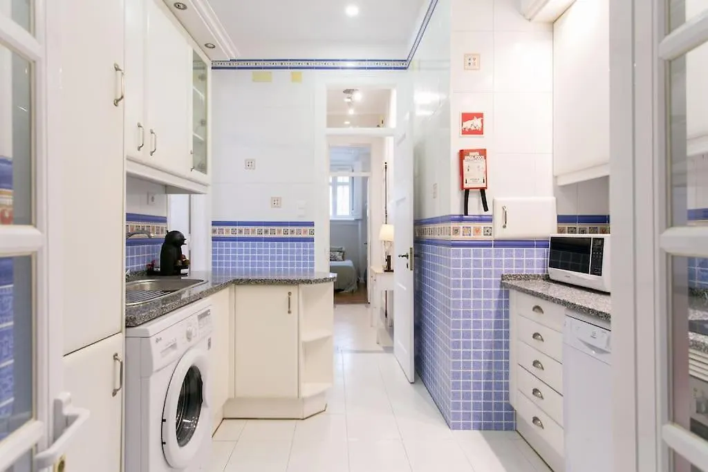 Brand New Alfama River View Лиссабон